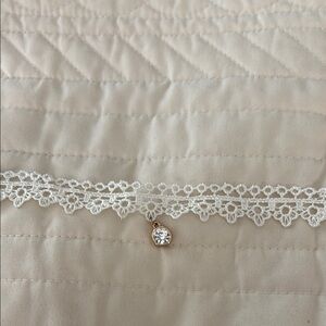 FUN Brand new Elegant Lace Choker with Crystal Pendant